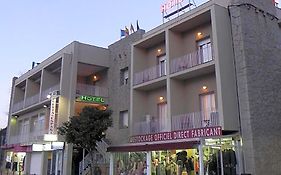 Puerta De España